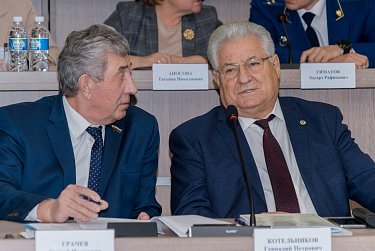 Законодатели регионов ПФО знают о положительном опыте Оренбуржья